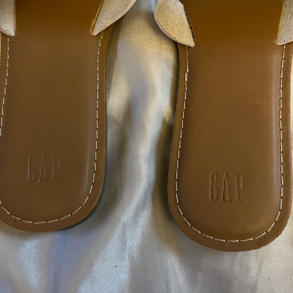 Gap 2 Strap Pleather Sandals - Picture 4 of 6